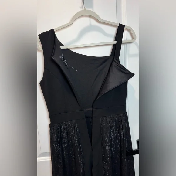 Alexa B Nites Black 1 Shoulder Jumpsuit Sz6 Beaded Strap Sheer Metallic Overlay - Picture 7 of 12